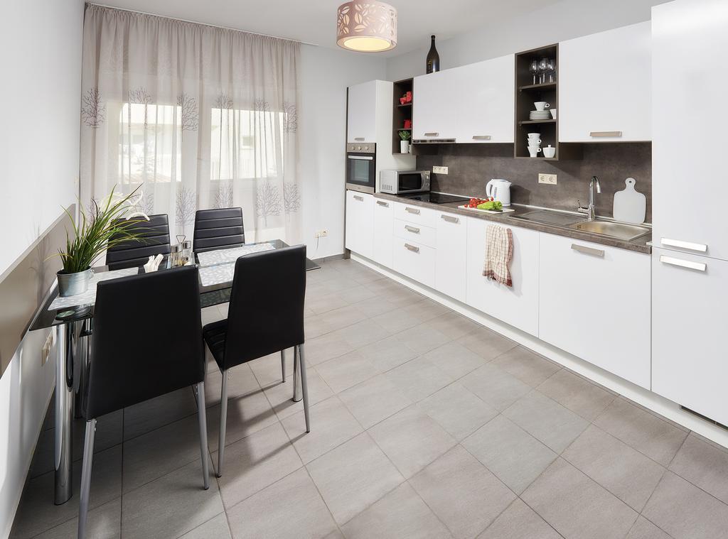 Apartments Villa Fourtuna Бар Екстер'єр фото